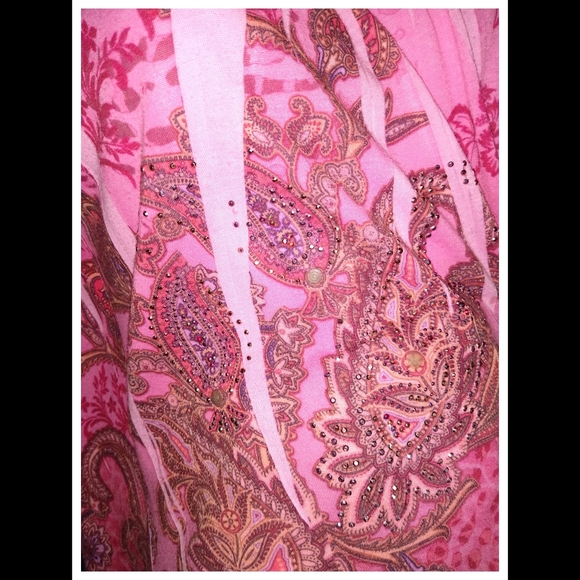 NEW DIRECTIONS off-shoulder top with bling - Picture 3 of 6